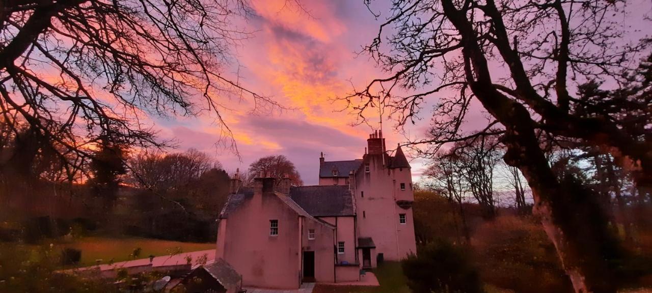 East Wing Lickleyhead Castle Villa Auchleven Buitenkant foto